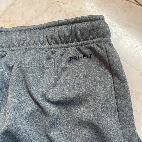 Men’s dry fit Nike - Picture 7 of 7